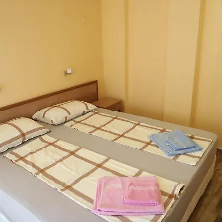 Raya 아파트호텔 3*