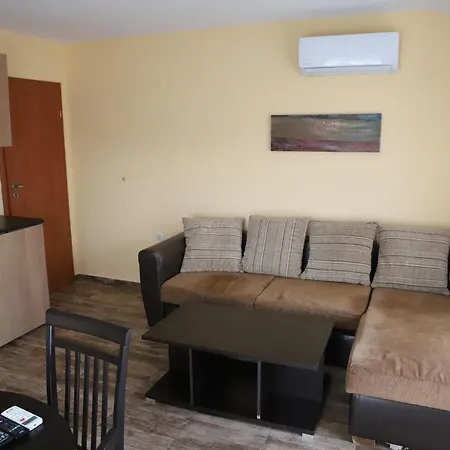 Raya Hotel apartamentowy